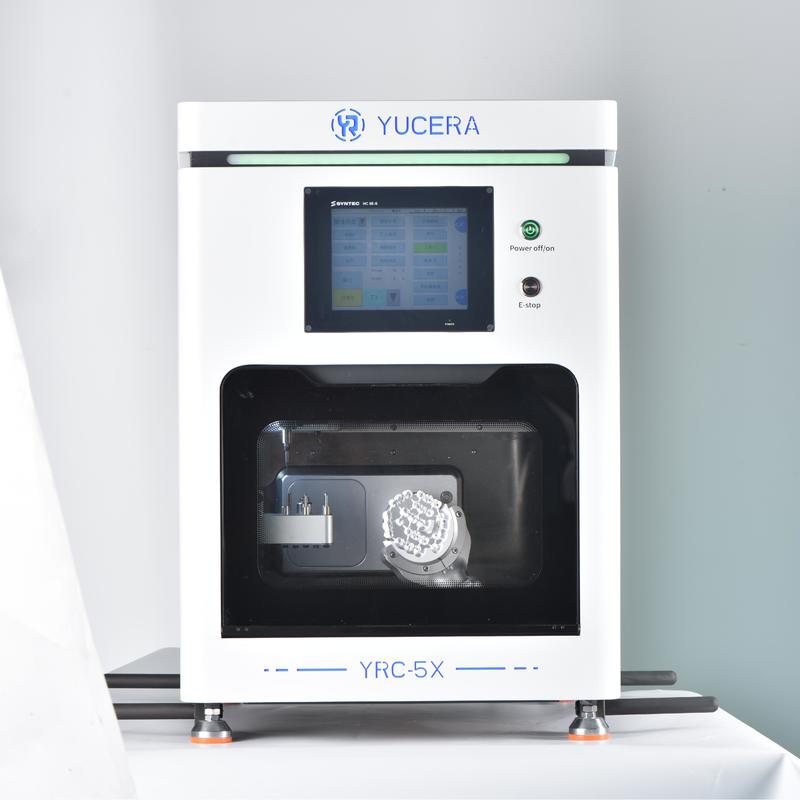 معدات مختبر الأسنان متعددة الوظائف من يوسيرا، آلة طحن CNC ذات 5 محاور للزركونيا والمعادن CAD CAM
