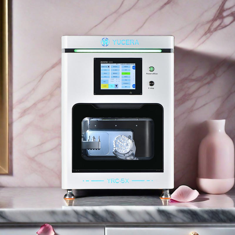 معدات مختبر الأسنان المدمجة من يوسيرا، آلة طحن CAD/CAM ذات 5 محاور لإنتاج التيجان والجسور الصغيرة