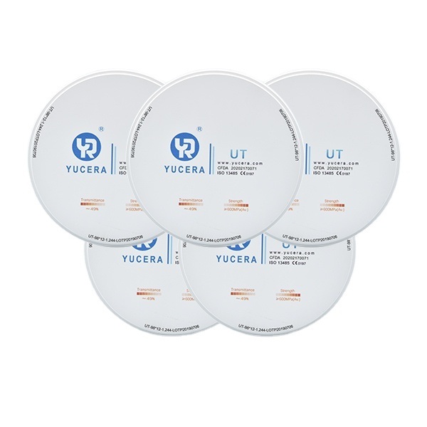 اكتشف دقة كتل سيراميك الزركونيا البيضاء UT من Yucera لتيجان الأسنان